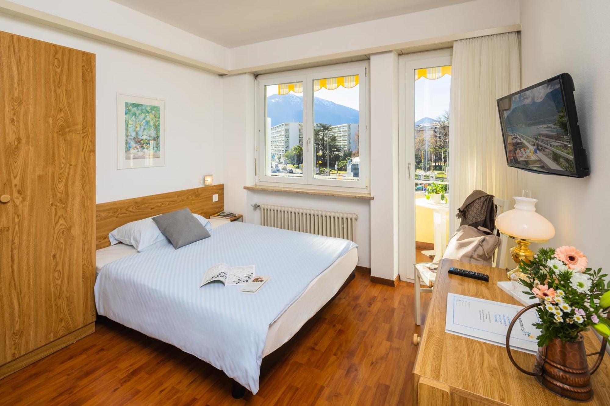 Hotel Rondinella Locarno Exterior foto